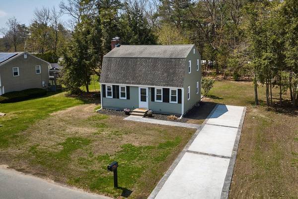 10 Beyer Drive, Easthampton, MA 01027