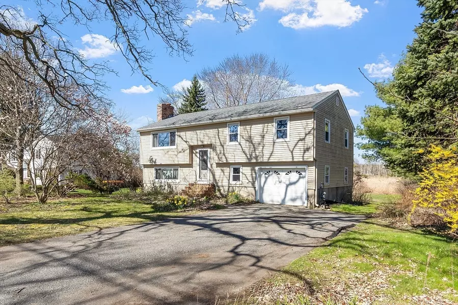 132 Ferry Road, Salisbury, MA 01952