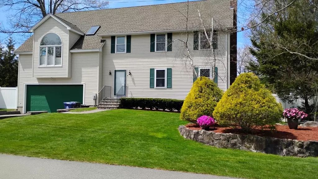 Wilmington, MA 01887,4 Fay St