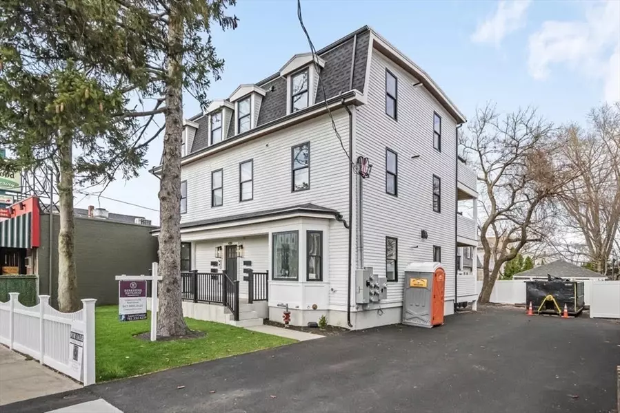 326 Main #6, Medford, MA 02155