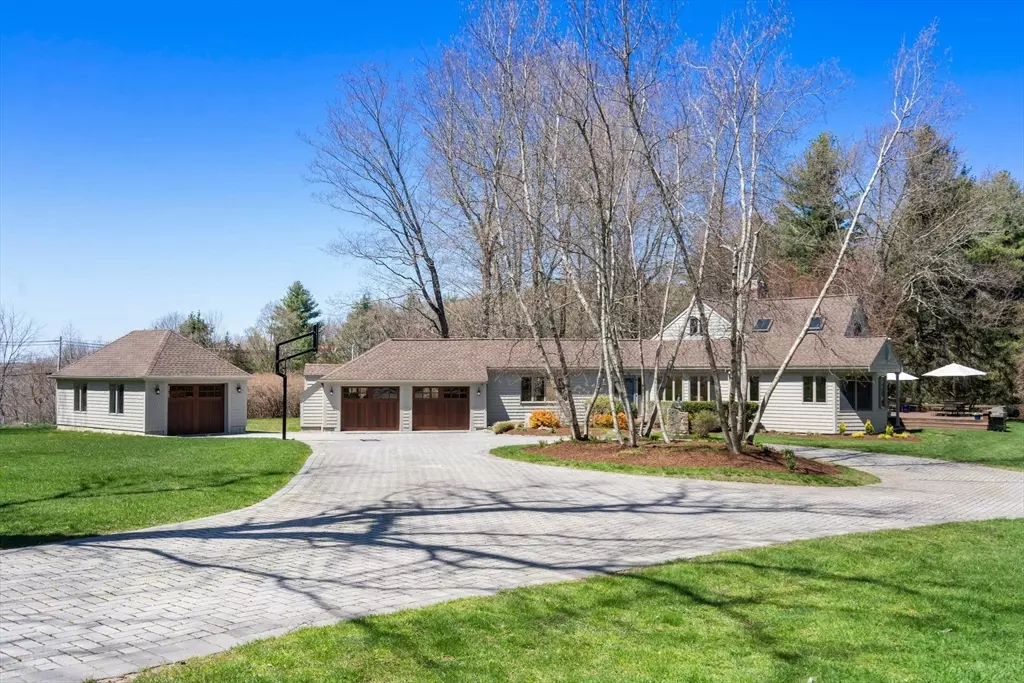 Sherborn, MA 01770,91 Western Avenue