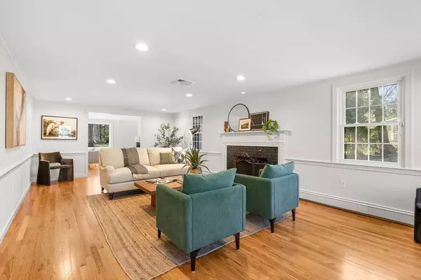 Weston, MA 02493,33 Bradyll Road