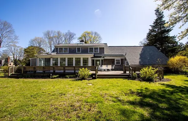 Falmouth, MA 02540,16 Emmons Road