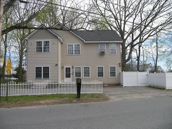 256 Fox Avenue, Dracut, MA 01826