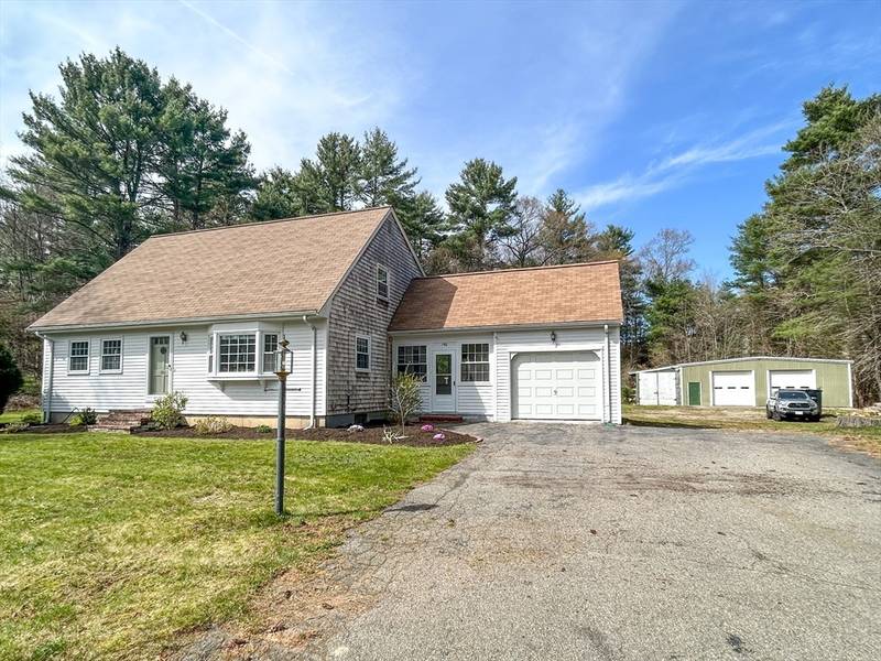 146 S Washington St, Norton, MA 02766