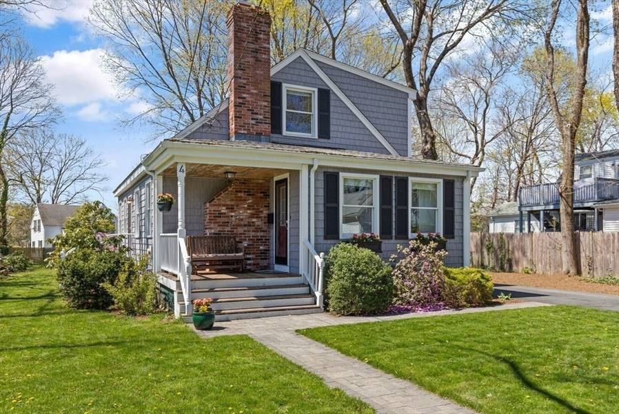 4 Summit Ave, Sharon, MA 02067