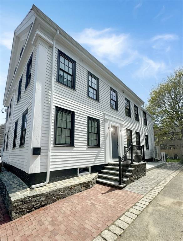 48 Temple, Newburyport, MA 01950