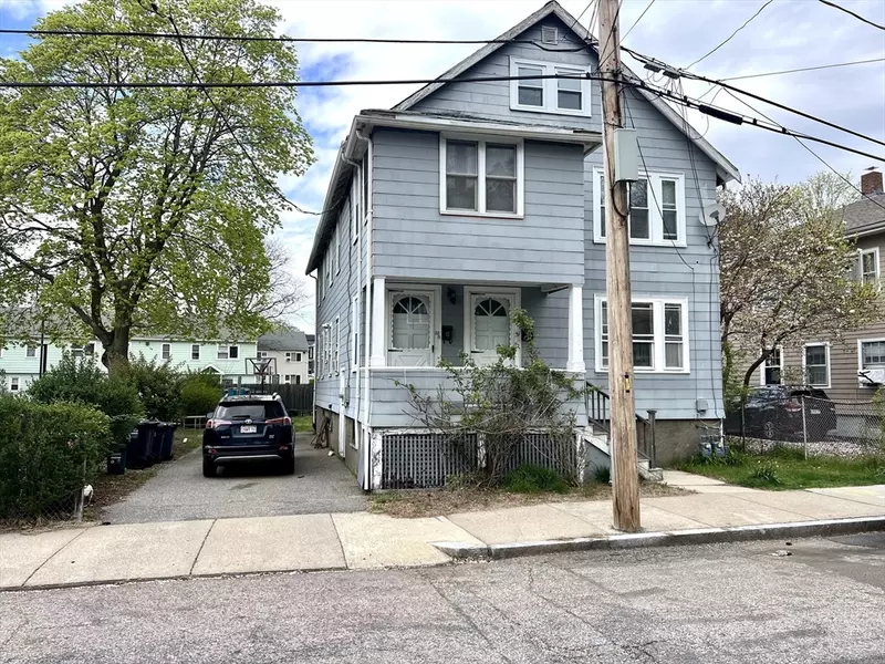 33 Thingvalla Ave, Cambridge, MA 02138