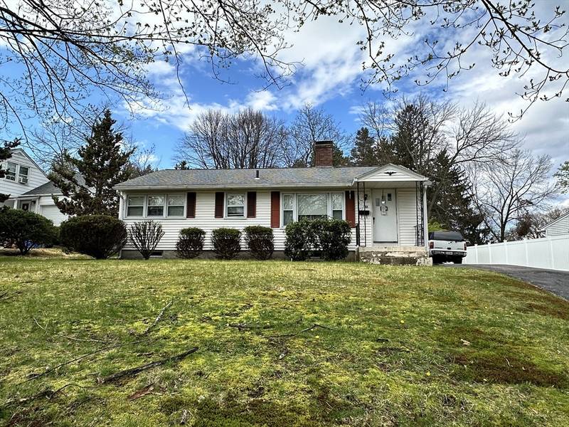 32 Brittany Rd, Springfield, MA 01151