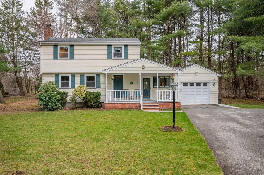 23 Plain St, Walpole, MA 02081