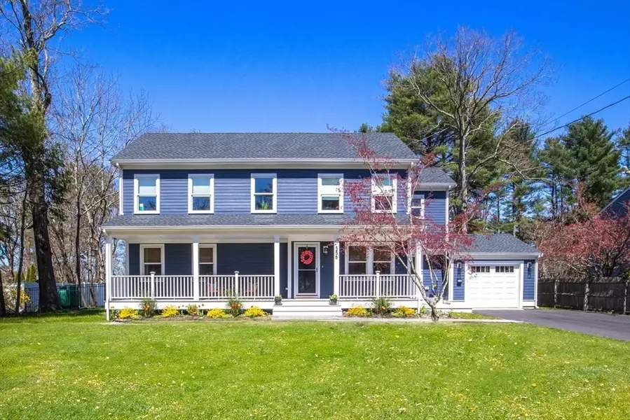 556 Common St, Walpole, MA 02081