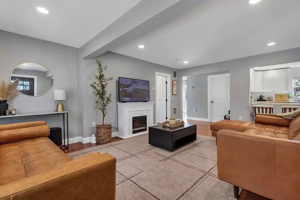 Somerset, MA 02725,1165 Wilbur Ave