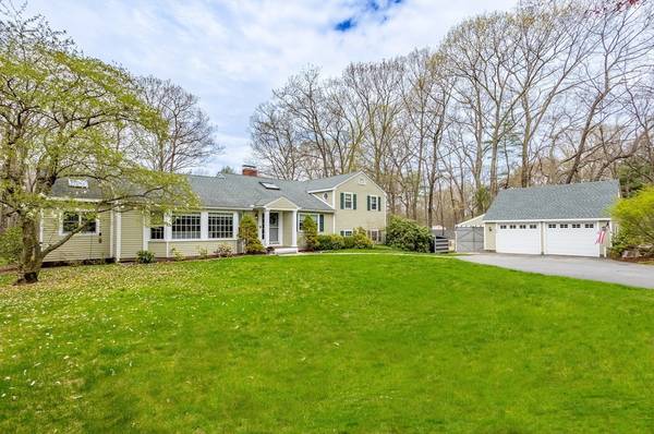 106 Robbins Drive, Carlisle, MA 01741