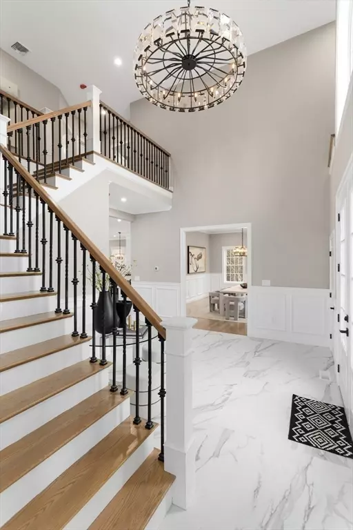 Lynnfield, MA 01940,267 Main Street