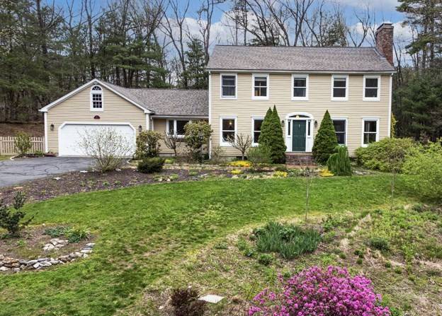 7 Foxglove Lane, Amherst, MA 01002