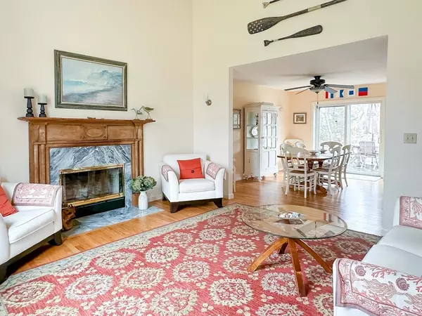 Edgartown, MA 02539,1 Old Squaw Circle