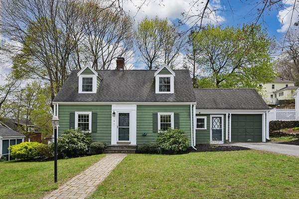 8 Pine Hill Circle, Wakefield, MA 01880