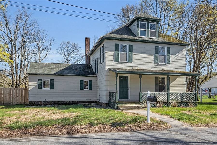 40 Church St, West Boylston, MA 01583