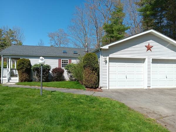 3404 Oak Point Drive, Middleboro, MA 02346