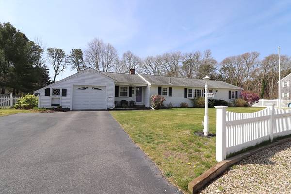 31 Clifford Street, Yarmouth, MA 02664