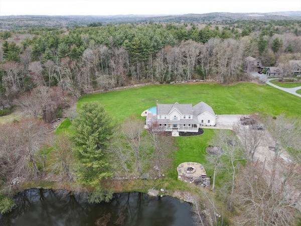 66 Old Southbridge Rd, Oxford, MA 01540