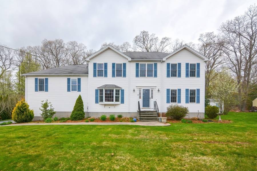 8 Morey Way, Milford, MA 01757