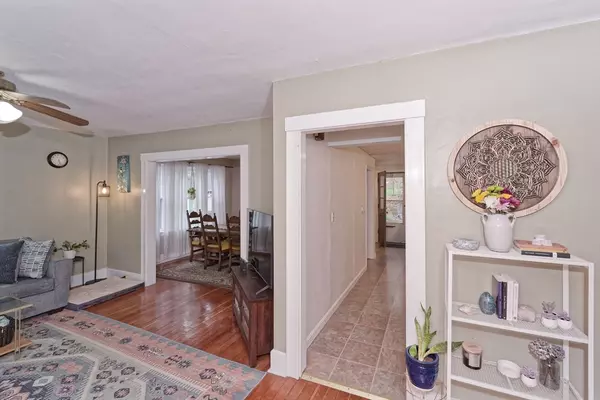 Northbridge, MA 01588,113 East #113