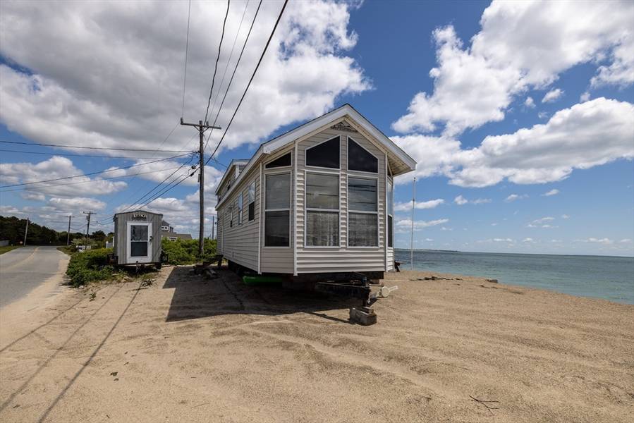 238-242 East Beach Rd, Westport, MA 02790