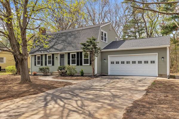 13 Sterling Drive, Easthampton, MA 01027