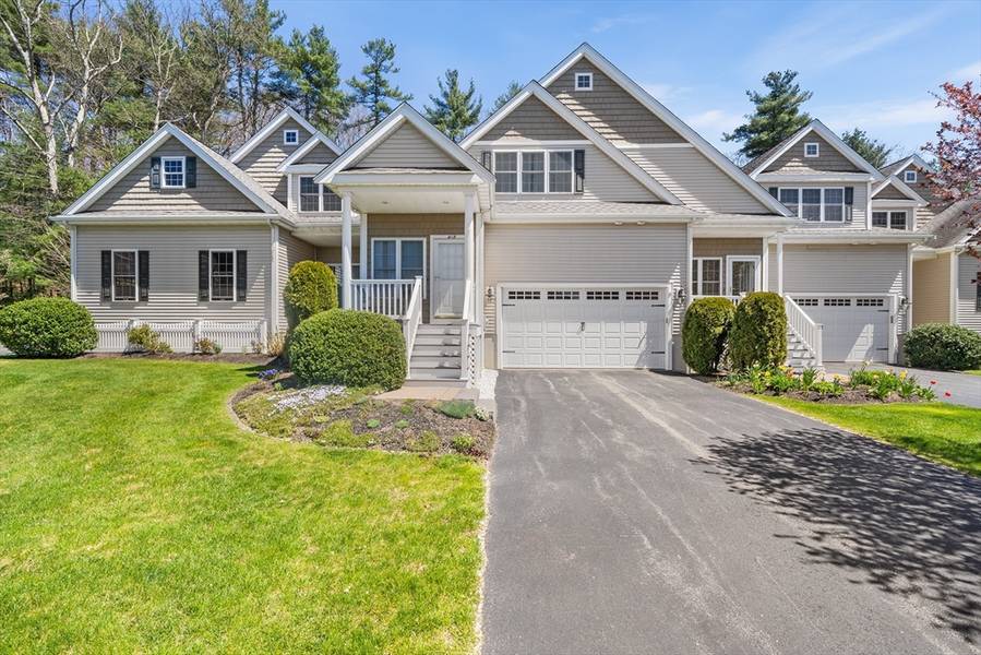 4 Pine Ridge Dr #3, Medway, MA 02053