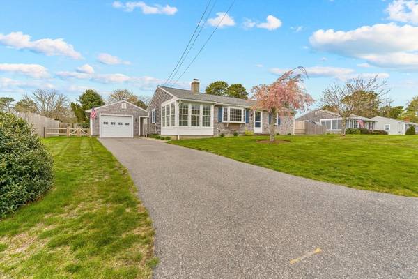 61 Dartmouth Road, Dennis, MA 02670