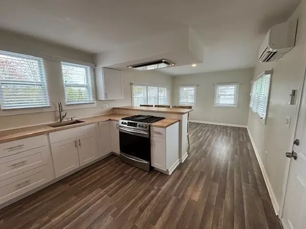 Ludlow, MA 01056,350 West Street #2