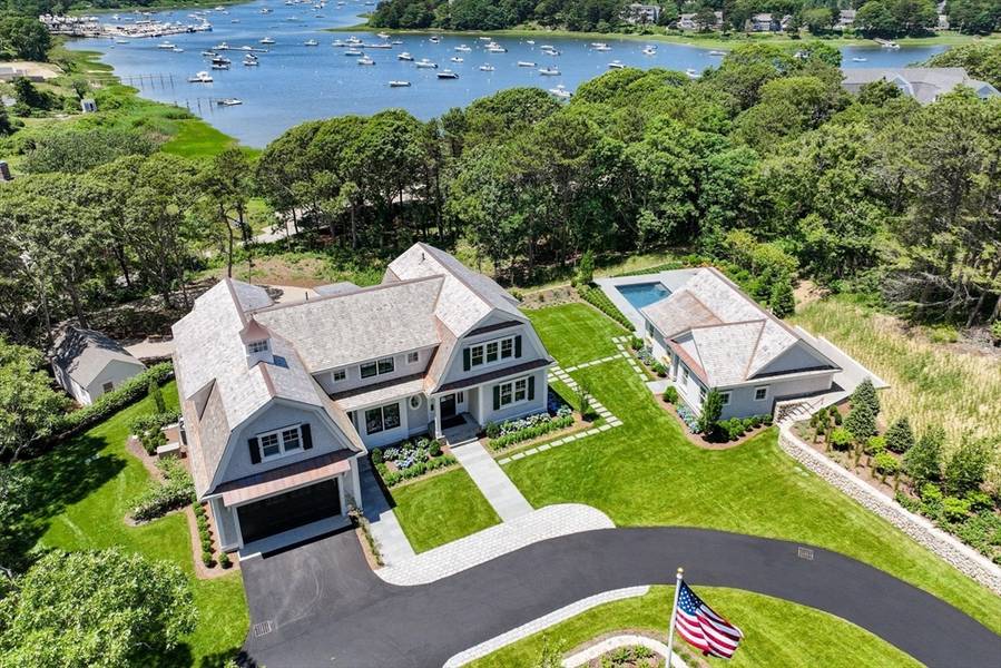 51 Cove Hill Rd, Chatham, MA 02650