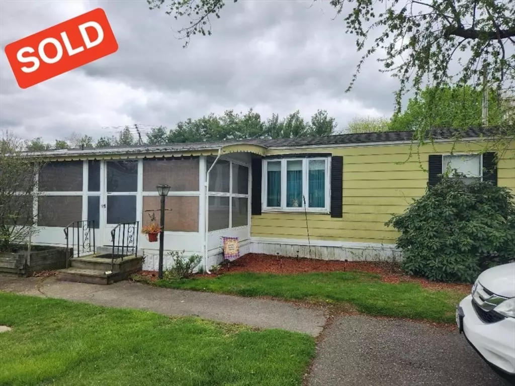 Littleton, MA 01460,239 Ayer Rd #84