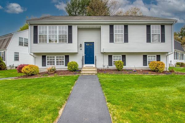 1020 Somerset Ave #10, Dighton, MA 02764