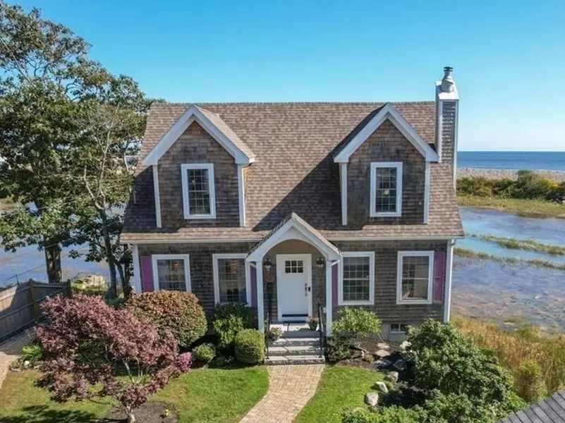 6 Saratoga Court, Rockport, MA 01966