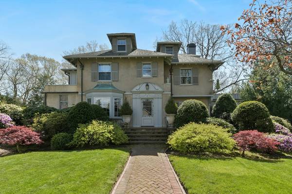 37 Somerset, Lexington, MA 02420