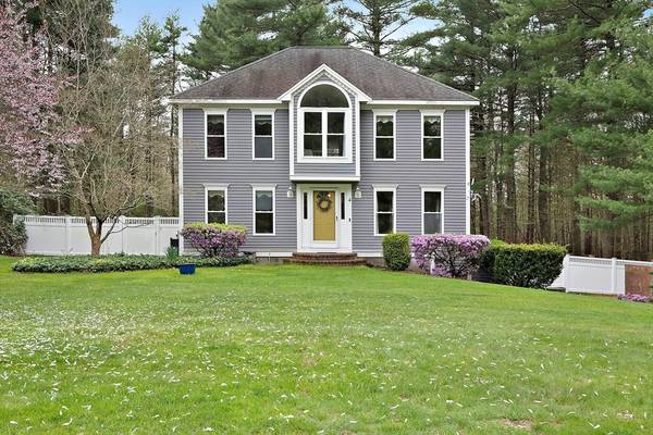 4 Tall Timbers Ln, Kingston, MA 02364