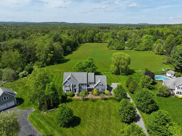 Groton, MA 01450,12 Canterbury Ln