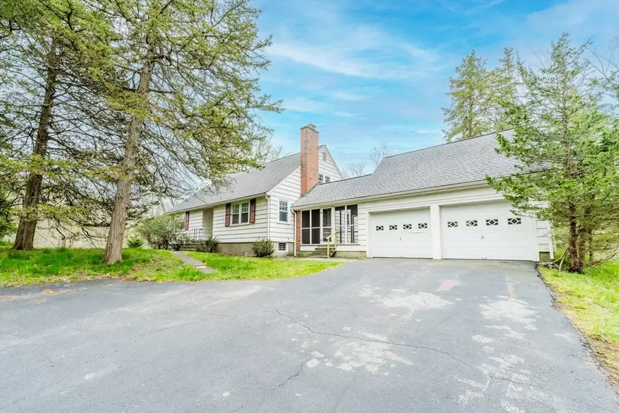 175 Lexington, Weston, MA 02493