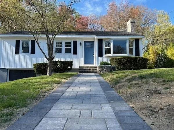 5 Carter Rd, Wilmington, MA 01887