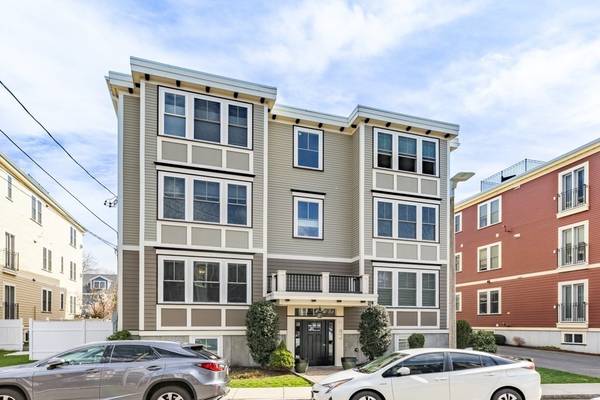 41 Coffey St #1, Boston, MA 02122