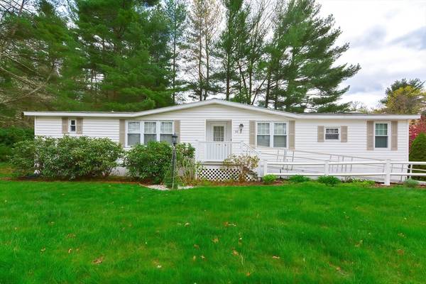 36 Victorian Way, West Bridgewater, MA 02379