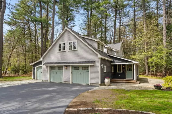 Wayland, MA 01778,18 Adams Ln