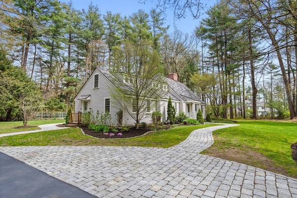 18 Adams Ln, Wayland, MA 01778