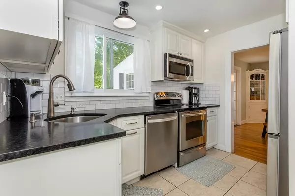 Canton, MA 02021,1121 Washington St