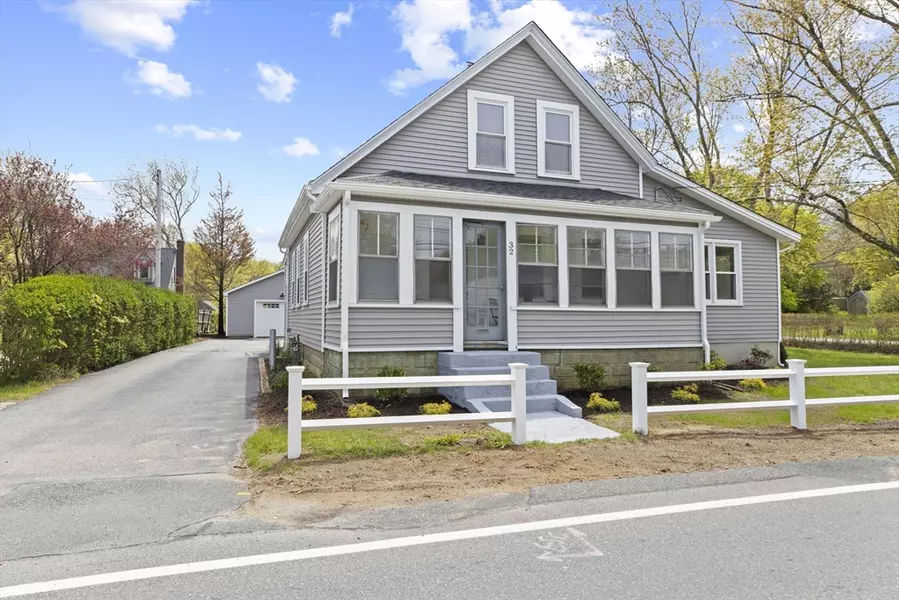 32 Smiths Ln, Kingston, MA 02364