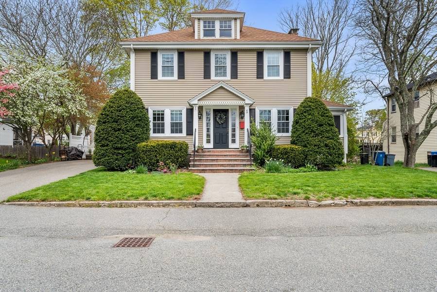 5 Wales Ave, Randolph, MA 02368