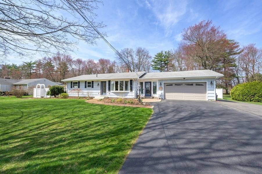 41 Rural Ln, East Longmeadow, MA 01028