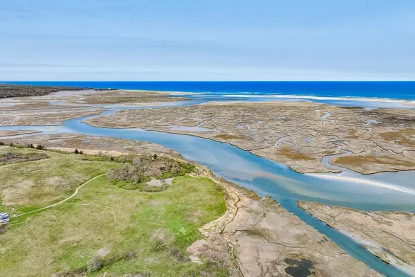 Eastham, MA 02642,85 Blue Heron Way